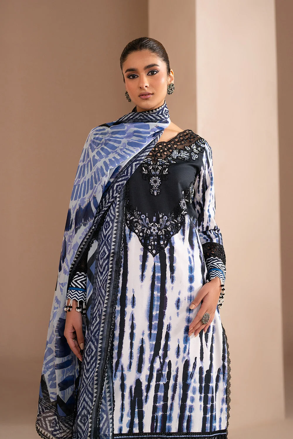 VARSHA - FWU6111 - Image 2